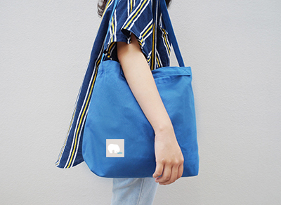 藍色帆布側背包